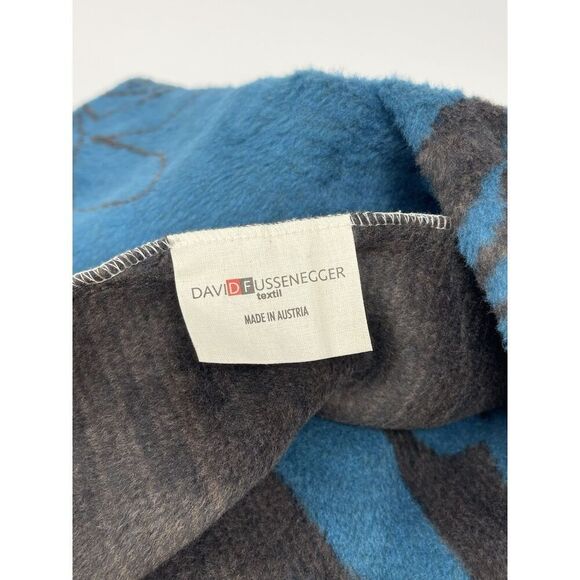 NWT David Fussenger Blue Brown Square Botanical Pillow Cover 60cm 24” Super Soft - Picture 6 of 7